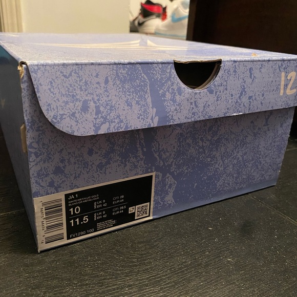 Nike Ja Morant Basketball Shoes - Picture 4 of 5